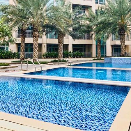 Upgraded Apartment With Stunning Burj Khalifa View Dubaj Kültér fotó